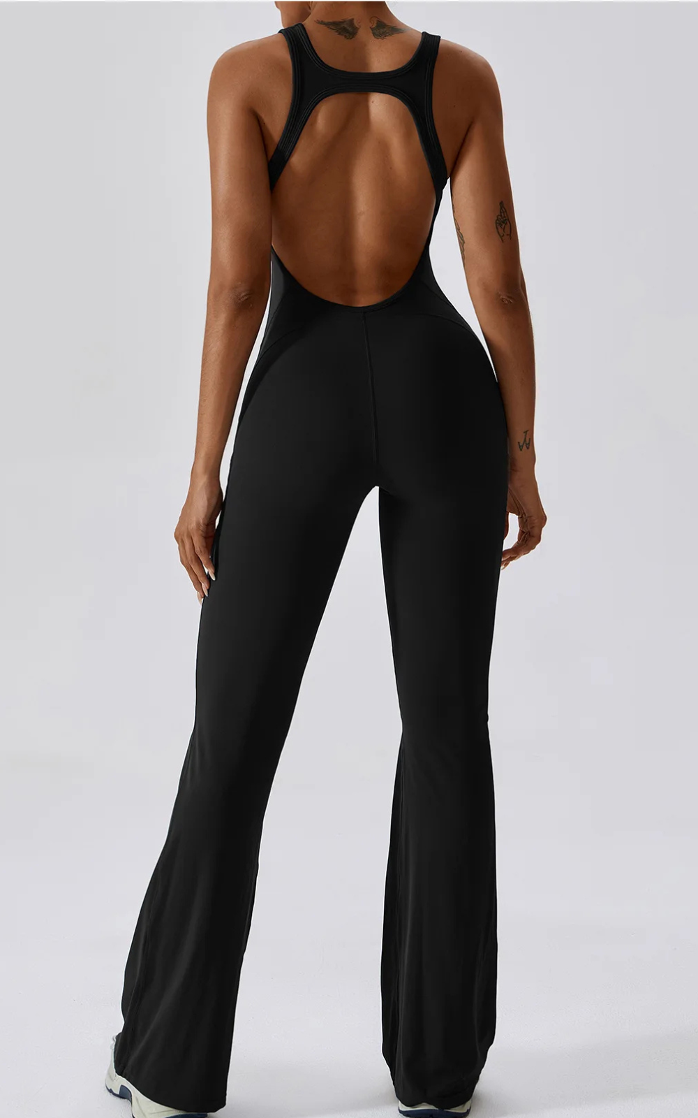 Combinaison Pantalon Dos Nu – Élégance et Séduction Féminine