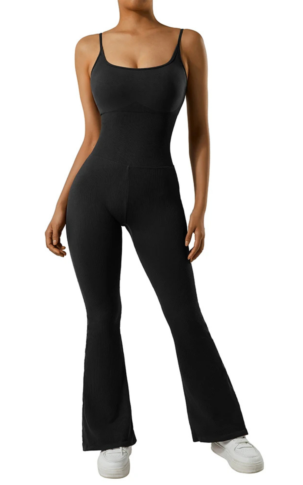 Combinaison Bretelle Femme - Simplicité et Confort