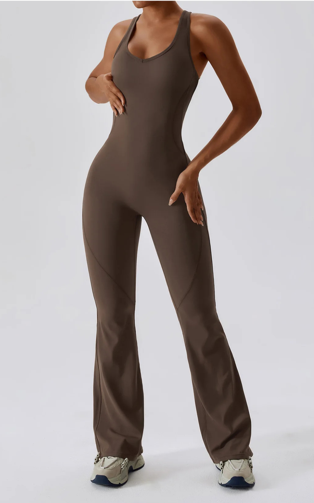 Combinaison Pantalon Dos Nu – Élégance et Séduction Féminine