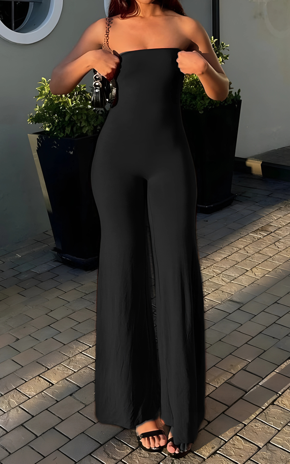 Combinaison Bustier Femme Noir - Sophistication et Style Épuré