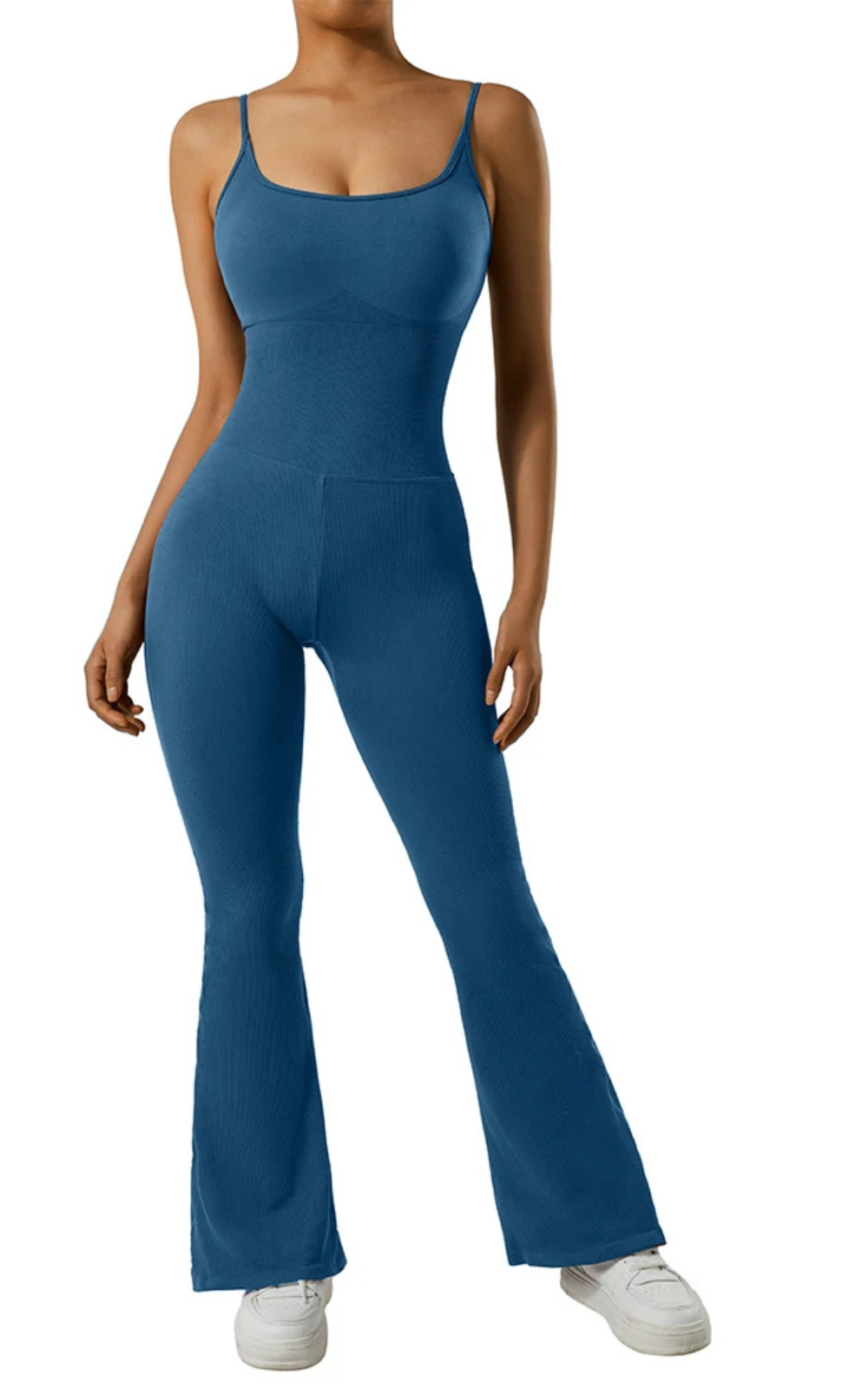 Combinaison Bretelle Femme - Simplicité et Confort